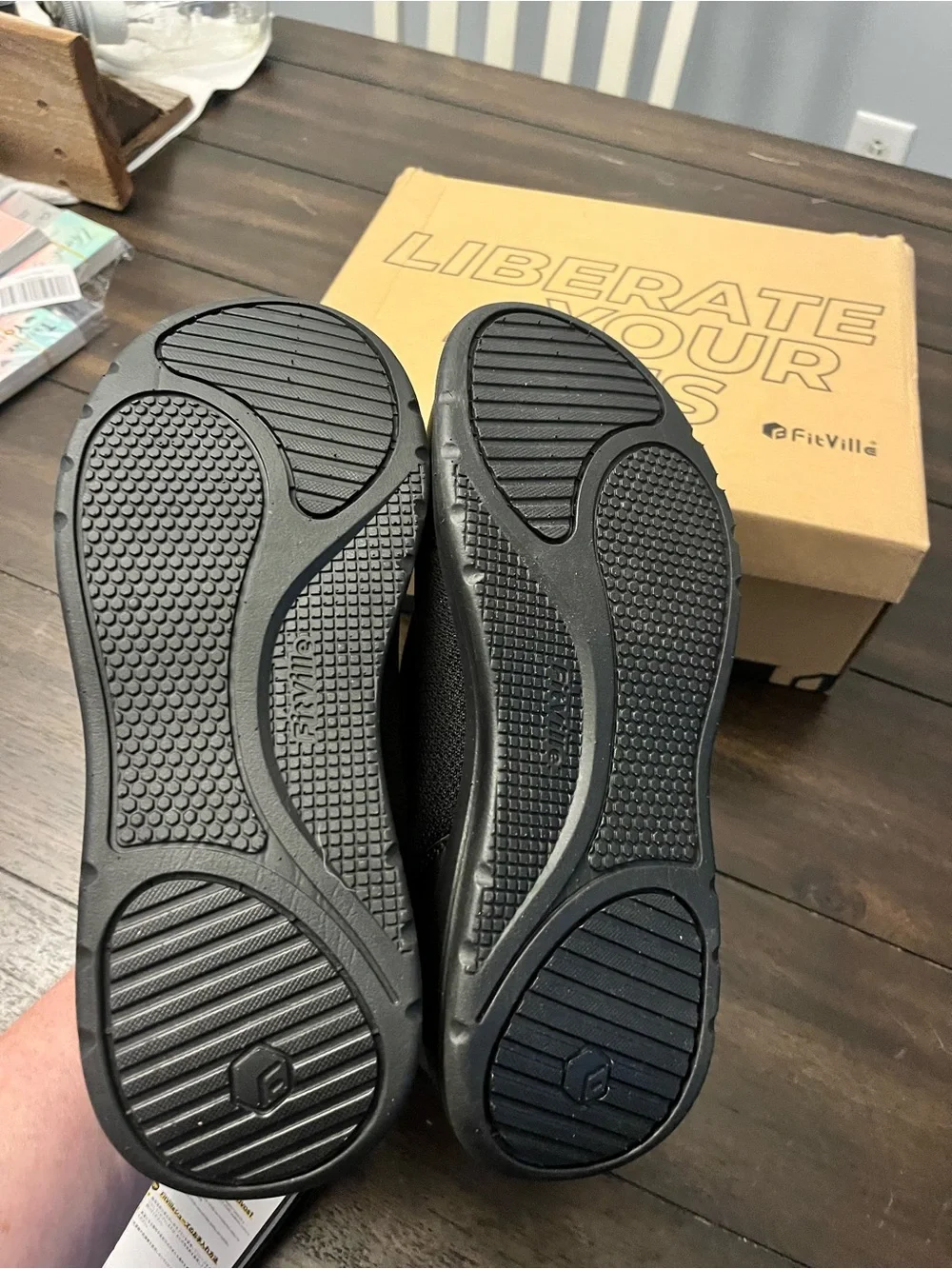 Slip-On Women’s Comfort Walking Shoes - Black Diabetic friendly,arch support